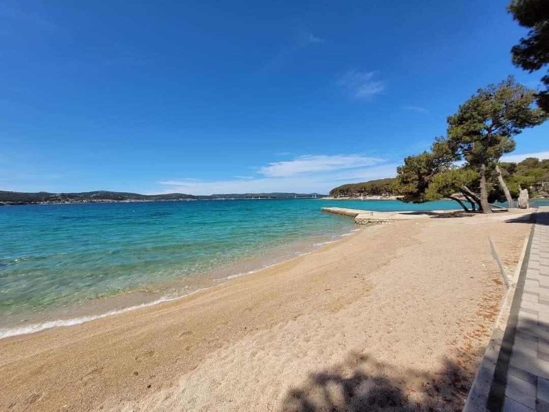 Mobile Homes Malu Biograd Na Moru Zewnętrze zdjęcie