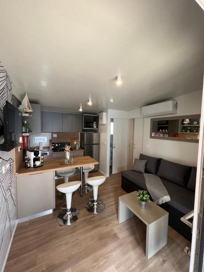 Mobile Homes Malu Biograd Na Moru Zewnętrze zdjęcie