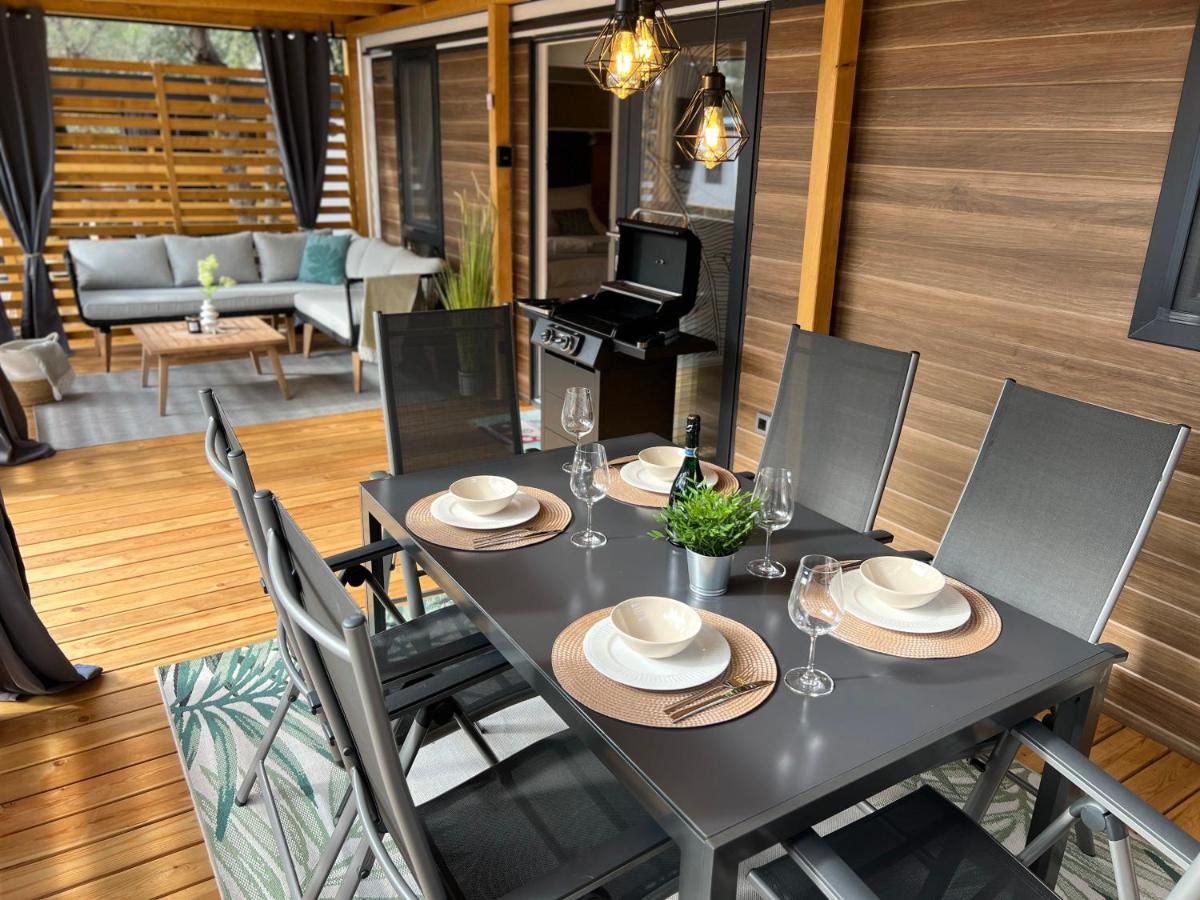 Mobile Homes Malu Biograd Na Moru Zewnętrze zdjęcie