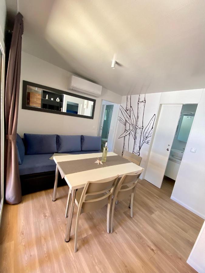 Mobile Homes Malu Biograd Na Moru Zewnętrze zdjęcie